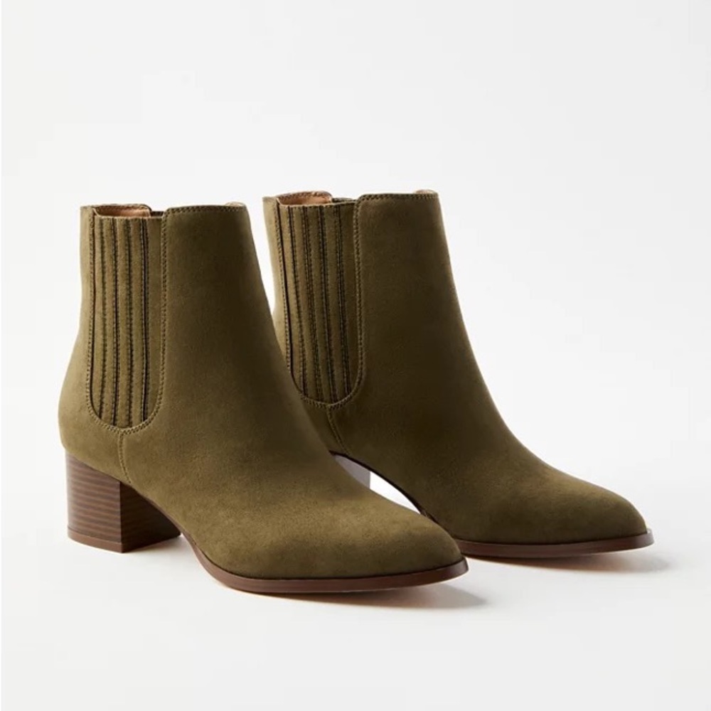 Loft Stacked Heel Chelsea Boot in Olive